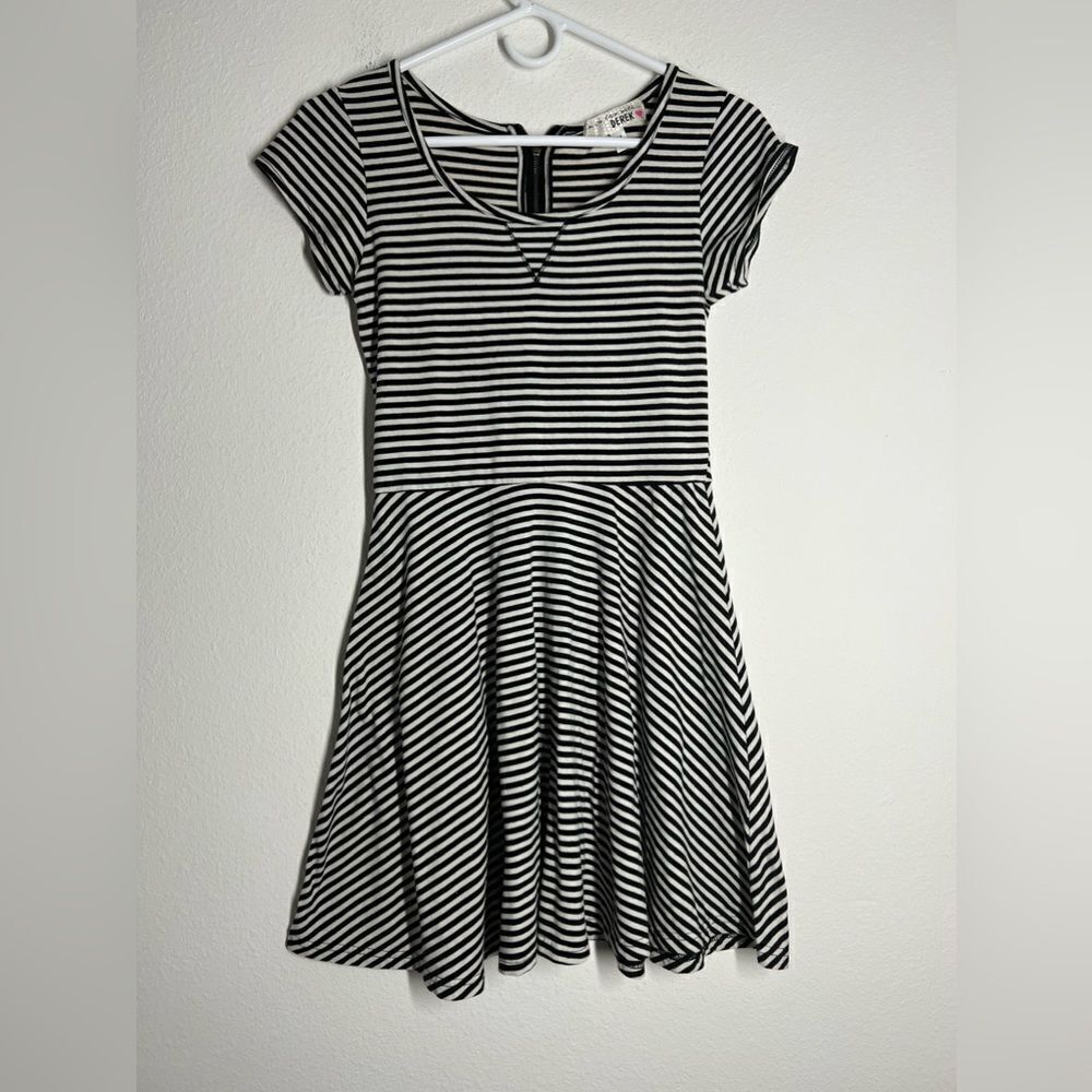 DEREK HEART Black & White Striped Short Skater Dress Size M